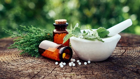 Homöopathie © shutterstock