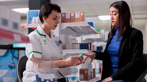 Testung in der Apotheke © shutterstock