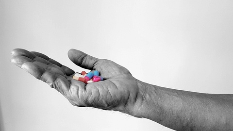 Doping mit Medikamenten © Shutterstock