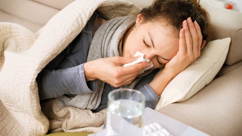 Kranke Frau © Shutterstock