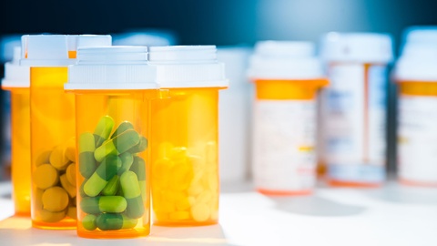 Medikamente bei Schizophrenie &copy; shutterstock