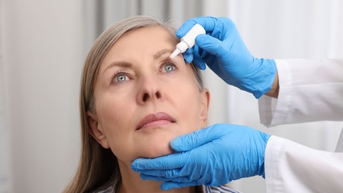 Augentropfen © shutterstock