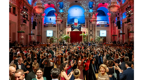 BallPharmazie &copy; Katharina Schiffl, Mag. pharm. Malena Brenek