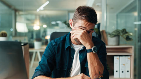 In &Ouml;sterreich sind Arzneispezialit&auml;ten aus Augentrost als Arzneimittel der anthroposophischen  Medizin erh&auml;ltlich und werden insbesondere bei nicht-eitrigen Bindehautentz&uuml;ndungen,  katarrhalischen Augenentz&uuml;ndungen mit verst&auml;rktem Tr&auml;nenfluss sowie bei Lid&ouml;demen eingesetzt.  &copy; Shutterstock