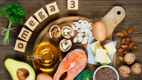 Omega 3-Fettsäuren © Shutterstock