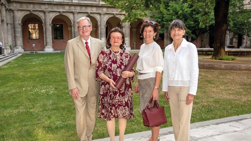 Ehrensenatorin © Shutterstock