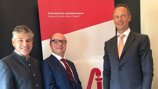 Das neue Präsidium des Österreichischen Apothekerverbandes ab 1.1.2022: Andreas Hoyer, Thomas Veitschegger und Alexander Hartl (v.l.). © Apoverlag
