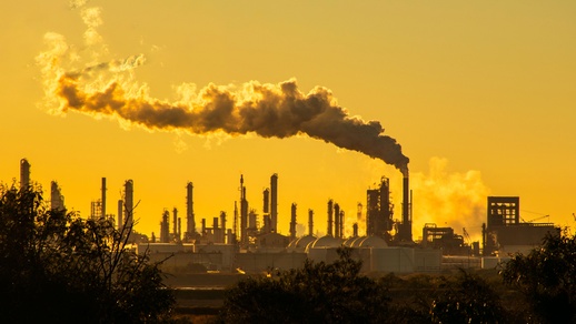 Abgase © Shutterstock