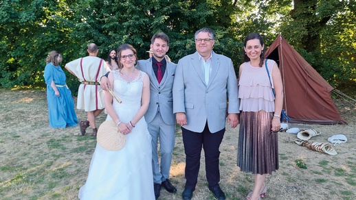 Hochzeit © beigestellt