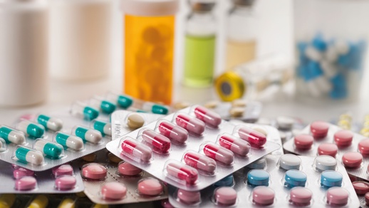 Polypharmazie ist eines der Themen der globalen Kampagne „Medikation ohne Schaden“. © Shutterstock