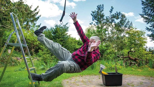 Unfall bei Gartenarbeit © shutterstock