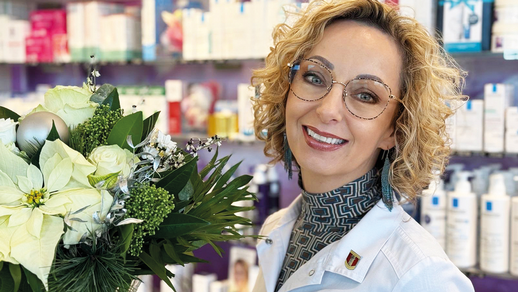 Mag. pharm. Katharina Köck-Wirnsberger bezeichnete es immer als ihren Lebenstraum, eine Apotheke zu leiten. Mit Jahresbeginn erfüllte sich der Wunsch. © Iris Apotheke