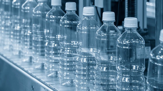 Plastikflaschen © shutterstock