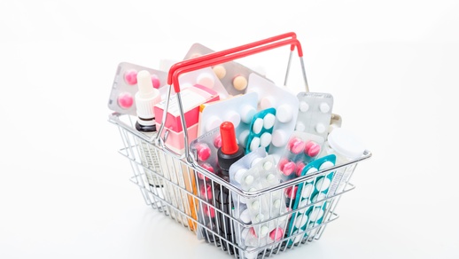 Korb mit Medikamenten © Shutterstock