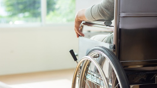 Person mit Multiple Sklerose © shutterstock