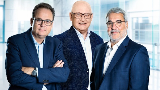 v.l.n.r. Univ.-Prof. Dr. Wolfgang Hilbe, Mag. Heinz Wlzek, Gerhard Feilmayr, MBA © MEDCH 2022