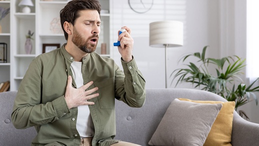 Mann hat Asthma © Shutterstock