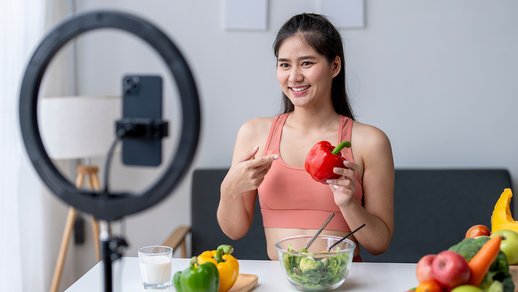 Influencer &copy; Shutterstock