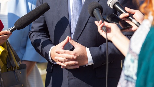Interview © Shutterstock