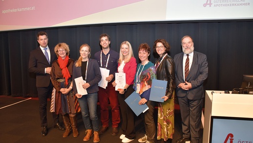 V. l. n. r.: OA Dr. Raimund Lunzer, Mag. pharm. Dr. Alexandra Mandl, Mag. pharm. Stefanie Hehenberger, aHPh,  Albert Botta i Orfila, Mag. pharm. Dr. Stephanie Clemens, MA, MHC, Mag. pharm. Danielle Hochhold, MSc,  Mag. pharm. Monika Wolfram, O.Univ.-Prof. i.R. Mag. Dr. Helmut Viernstein. © Beigestellt, medCongress Rech