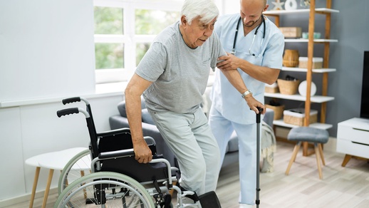 Rheumatische Erkrankungen sind häufig und vielfältig. Sie umfassen einerseits die entzündlichen Erkrankungen des Bewegungsapparates, anderseits aber auch komplexe autoimmune und autoinflammatorische Systemerkrankungen.  © iStock/AndreyPopov