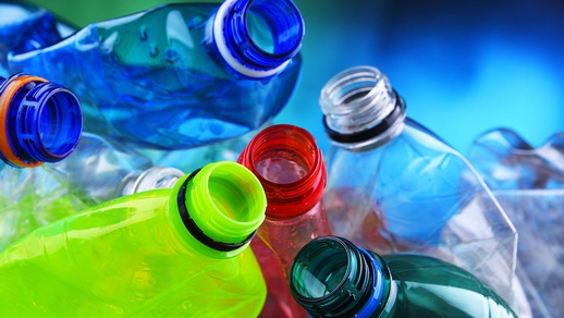 Plastikflaschen © Shutterstock