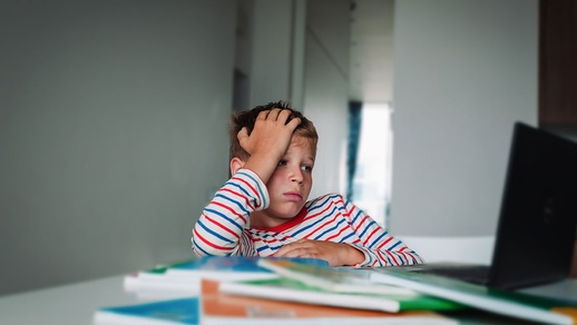 Kind psychisch angeschlagen © Shutterstock