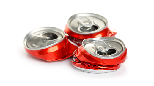 Zerdrückte Getränkedosen © Shutterstock