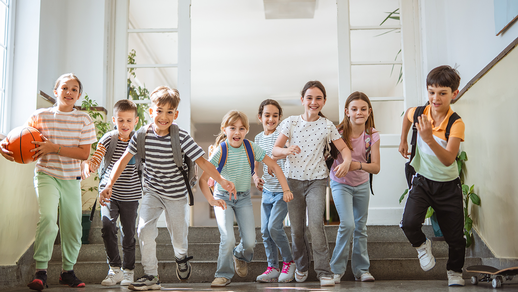 Schule &copy; Shutterstock