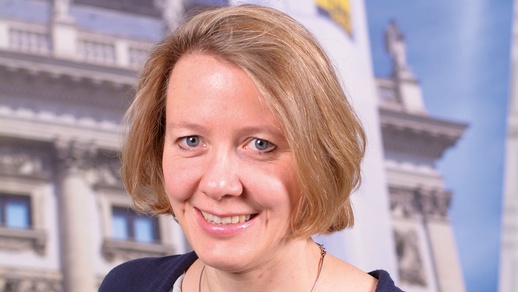 Die Pharmazeutin Mag. pharm. Dr. Eva-Maria Pferschy-Wenzig forscht mit Hilfe moderner massenspektrometrischer Methoden an neuen bioaktiven Inhaltsstoffen. © Uni Graz/Fetz