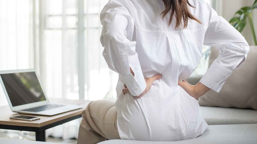 Rückenschmerzen © Shutterstock