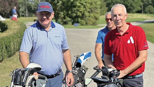 Strahlender Sonnenschein, ein spannendes Turnier und viel Spaß im Golfclub Föhrenwald. Mag. Heinz Wlzek & Dir. Mag. Anton Pauschenwein  © Beigestellt