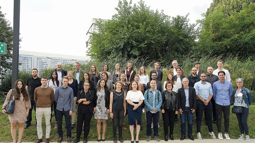 Die Jungwissenschaftler­Innen tauschten sich beim Symposium in Krems über ihre Arbeitsbereiche aus.  © C. Wawro