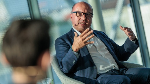 Thomas Veitschegger lud im Namen des Österreichischen Apothekerverbands zur Podiumsdiskussion. © Roland Rudolph