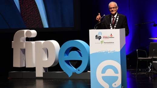 FIP-Präsident Dominique Jordan bei der Eröffnung des Kongresses in Sevilla. © Mauricio Skrycky