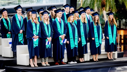 Die Absolventenfeier fand im Hangar-7 statt. © PMU/wildbild