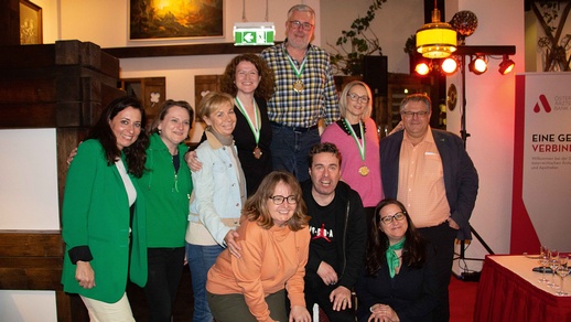 Everyone’s a winner. Es zählt der olympische Gedanke, aber letztlich schaffen es doch nur die Besten auf das Treppchen: 1. Platz: Michael Schwantzer-Gössler, 2. Platz: Brigitte Peer, 3. Platz: Birgit Kneissl.  © VAAÖ/Christina Fuchs