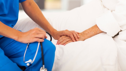 Ältere Patientin © Shutterstock