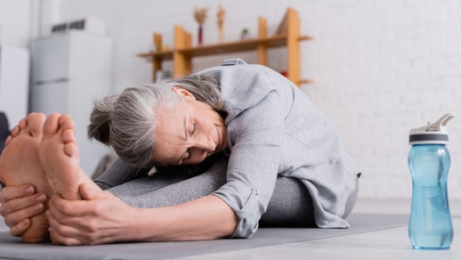 Themenbild Gymnastik im Alter © Shutterstock