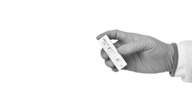 Covid-Schnelltest © Shutterstock