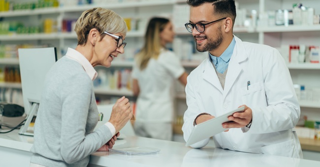Beratung in der Apotheke © Shutterstock