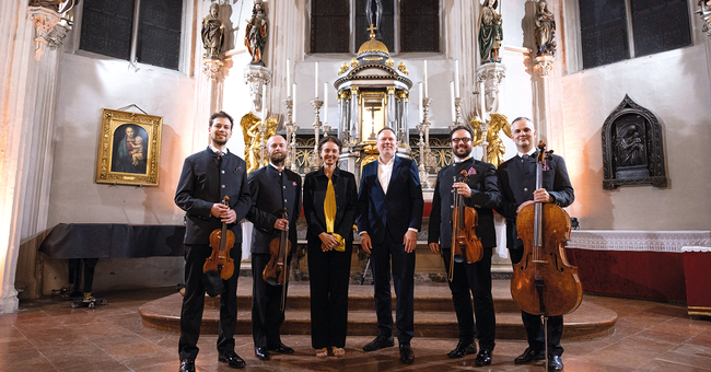 Das Auner Quartett führte unter dem Titel „Zeitenwende“ musikalisch durch den Abend in der Wiener Hofburgkapelle. © Peter Lechner
