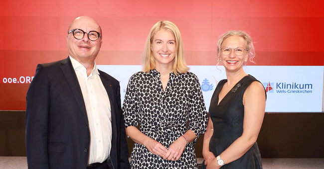 Das Pr&auml;sidium der LGSt. Ober&ouml;sterreich, Mag. pharm. Thomas W. Veitschegger und Mag. pharm. Monika Aichberger, mit LH-Stv. Mag. Christine Haberlander. &copy; GregorHartlPhotography