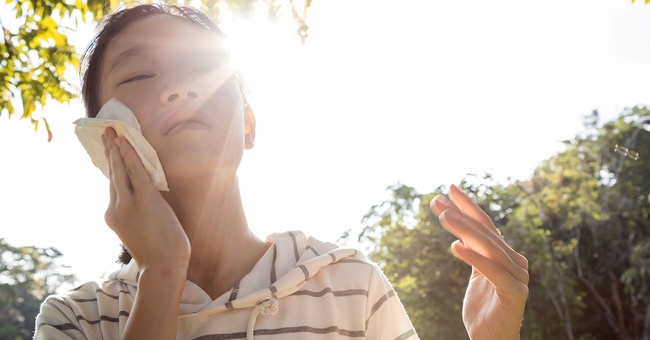 Kind in der Sonne  © Shutterstock 