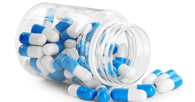 Blauweiße Pillen © Shutterstock
