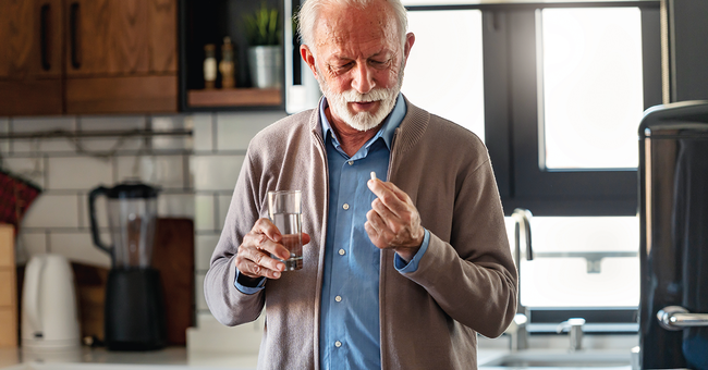 Alter Mann &copy; Shutterstock