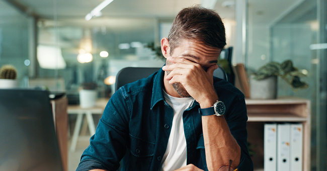 In &Ouml;sterreich sind Arzneispezialit&auml;ten aus Augentrost als Arzneimittel der anthroposophischen  Medizin erh&auml;ltlich und werden insbesondere bei nicht-eitrigen Bindehautentz&uuml;ndungen,  katarrhalischen Augenentz&uuml;ndungen mit verst&auml;rktem Tr&auml;nenfluss sowie bei Lid&ouml;demen eingesetzt.  &copy; Shutterstock