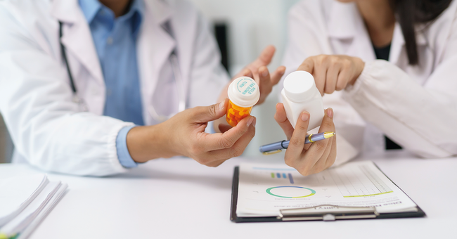 Das ARMIN‑Projekt in Deutschland belegt eindrucksvoll, wie wirksam apothekerliche Interventionen die Arzneimitteltherapie unterst&uuml;tzen und zur Versorgungsqualit&auml;t beitragen. &copy; Shutterstock