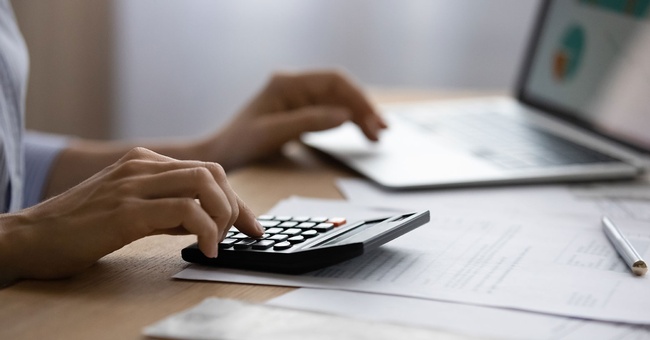 Kosten für Projekte berechnen © shutterstock