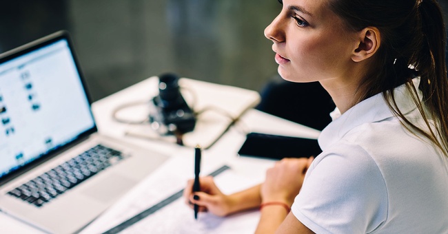 Online-Fortbildung © shutterstock